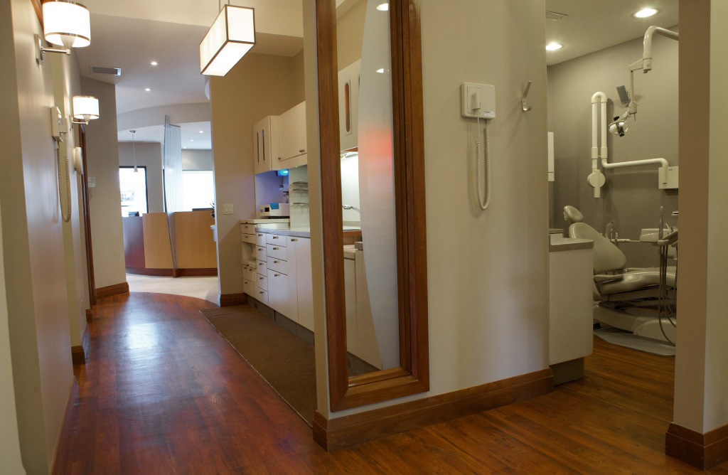 dental clinic treatment room