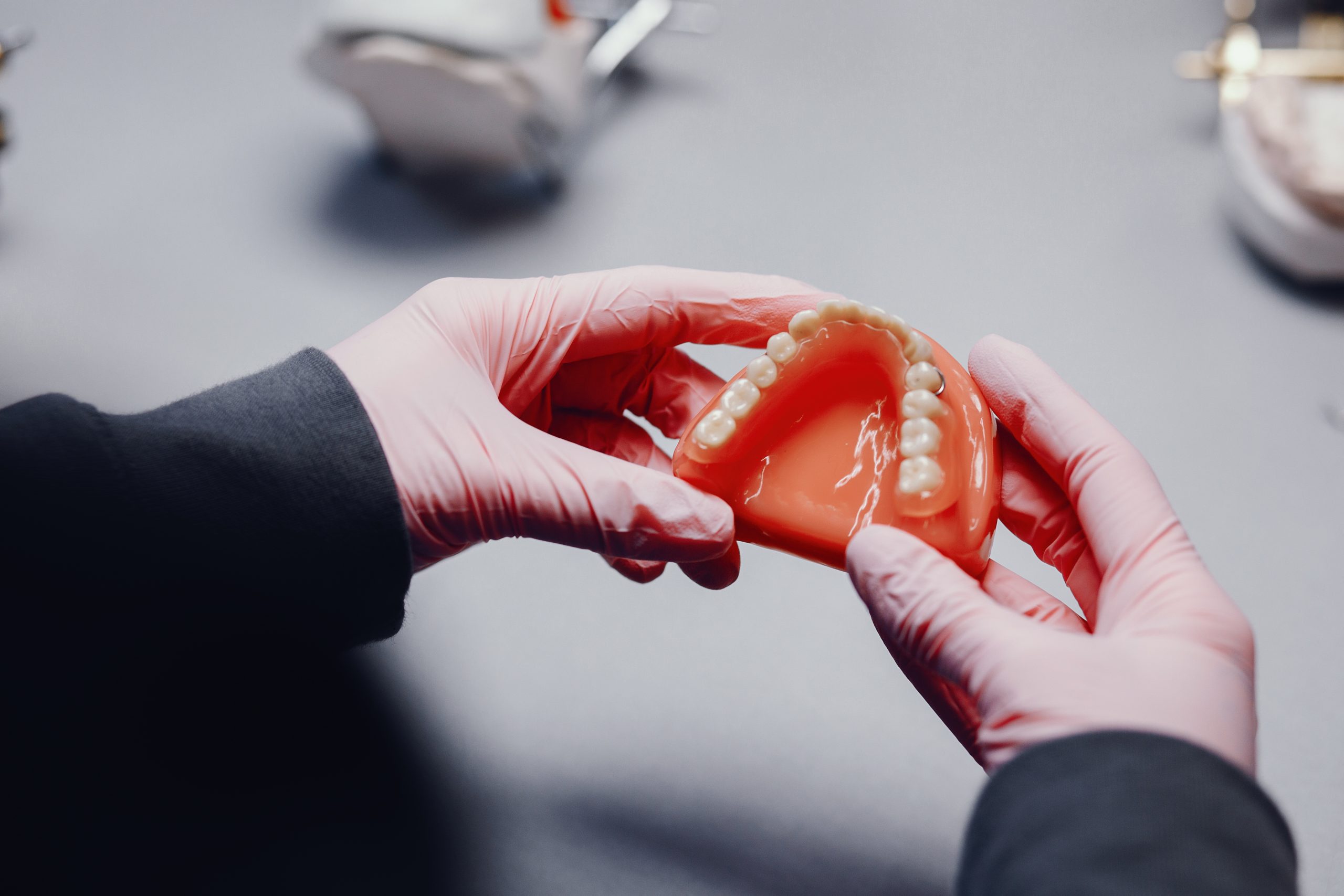 dental bridge and how does it work